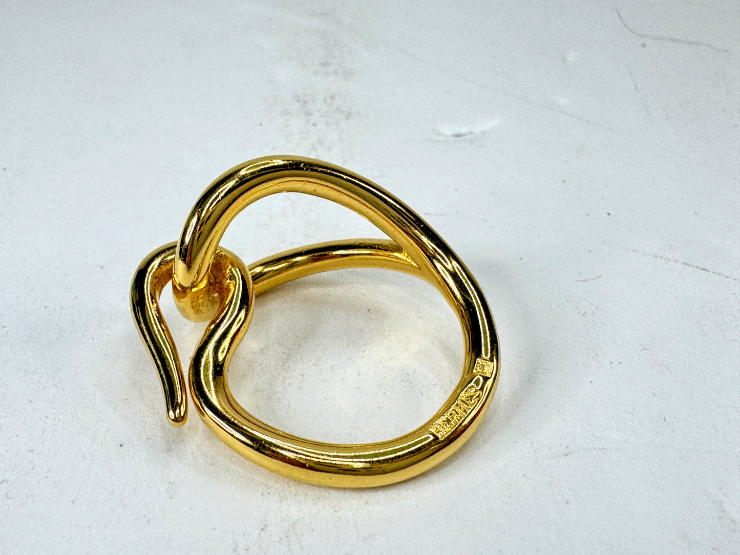 Vintage Hermès Anneau De Foulard Golden Metal Scarf Ring with Pouch GS856