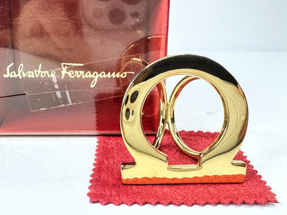 Vintage Salvatore Ferragamo Gold Tone Gancini Scarf Ring Made in Italy GS857