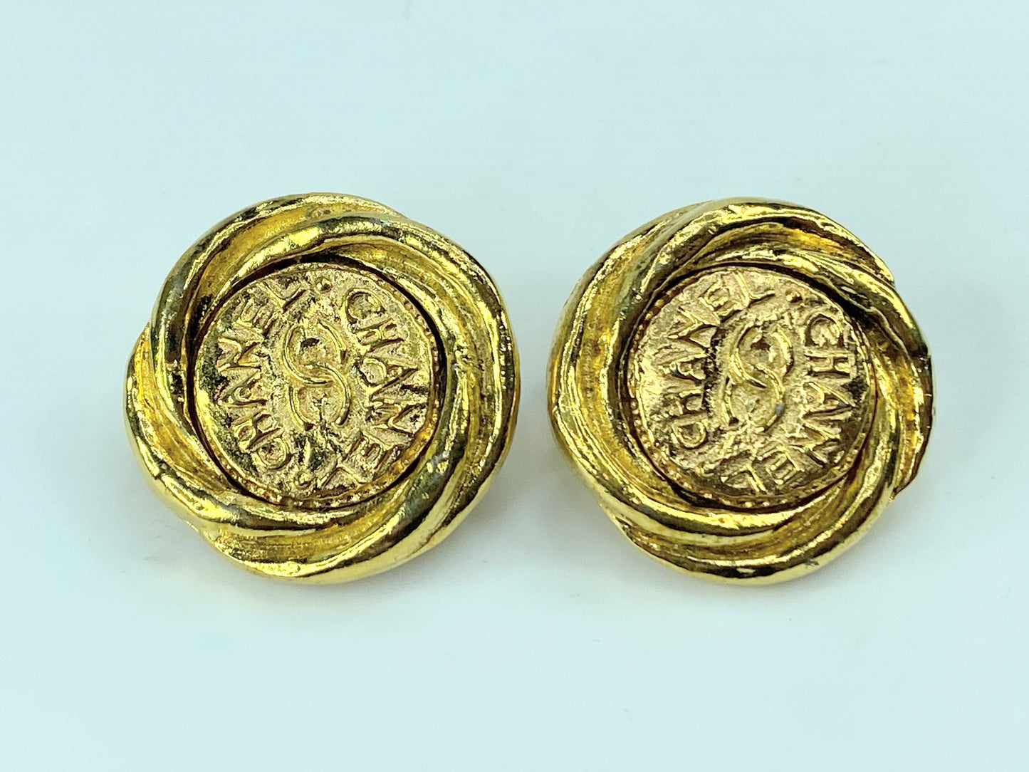 Chanel Vintage CC Coco Mark Round Clip-Back Earrings GS474