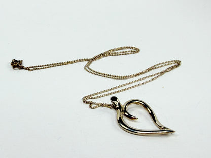 Tiffany & Co Leaf Heart Pendant Necklace Sterling Silver 18 Inch Chain JR1214