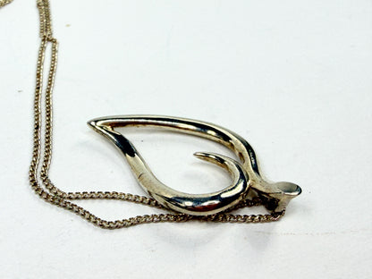 Tiffany & Co Leaf Heart Pendant Necklace Sterling Silver 18 Inch Chain JR1214