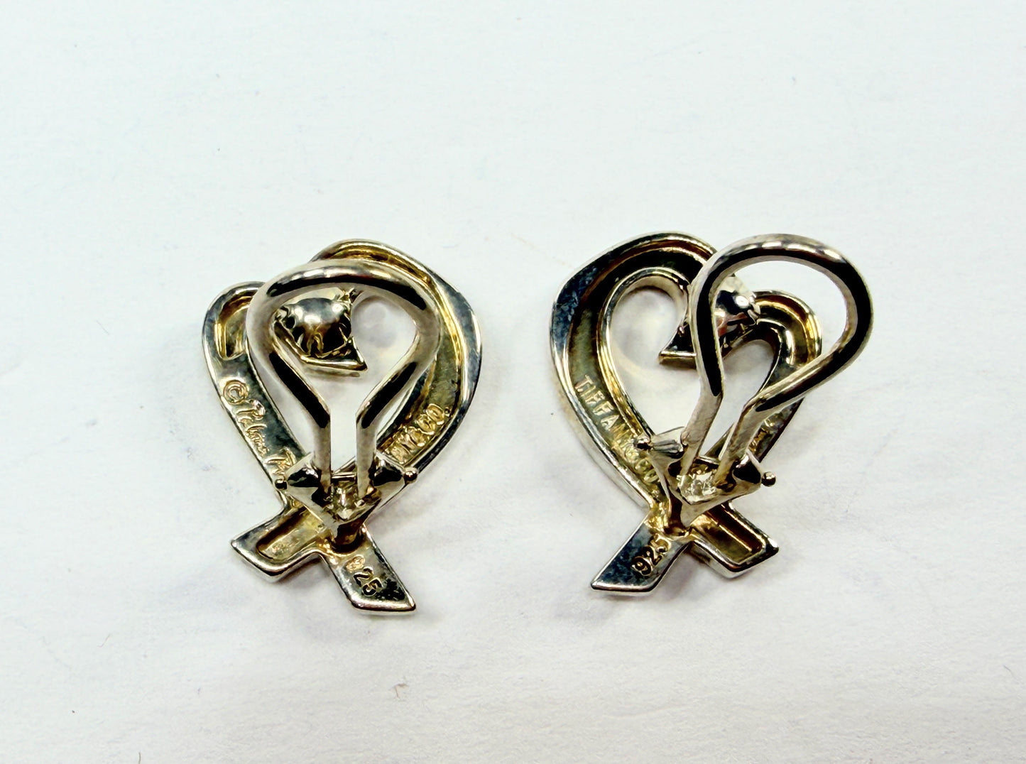 Large pr. Tiffany & Co Paloma Picasso Loving Heart Clip Earrings Sterling JR1215