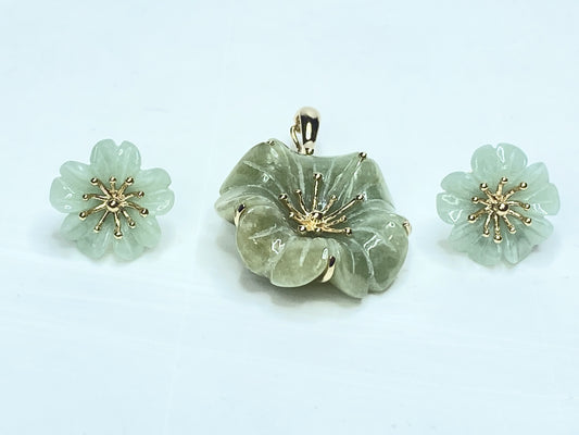 14K Gold Jade Plum Blossom Pendant with Matching Earrings 12.1g, JR1125