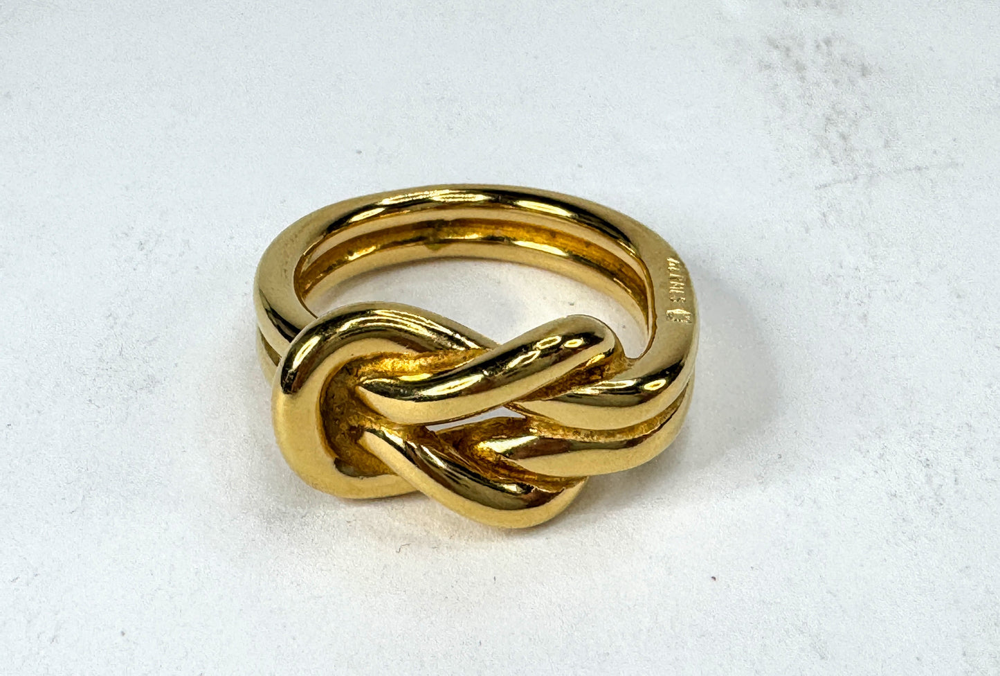 Vintage Hermès Gold Plated Knot Atame Scarf Ring with Original Box GS867