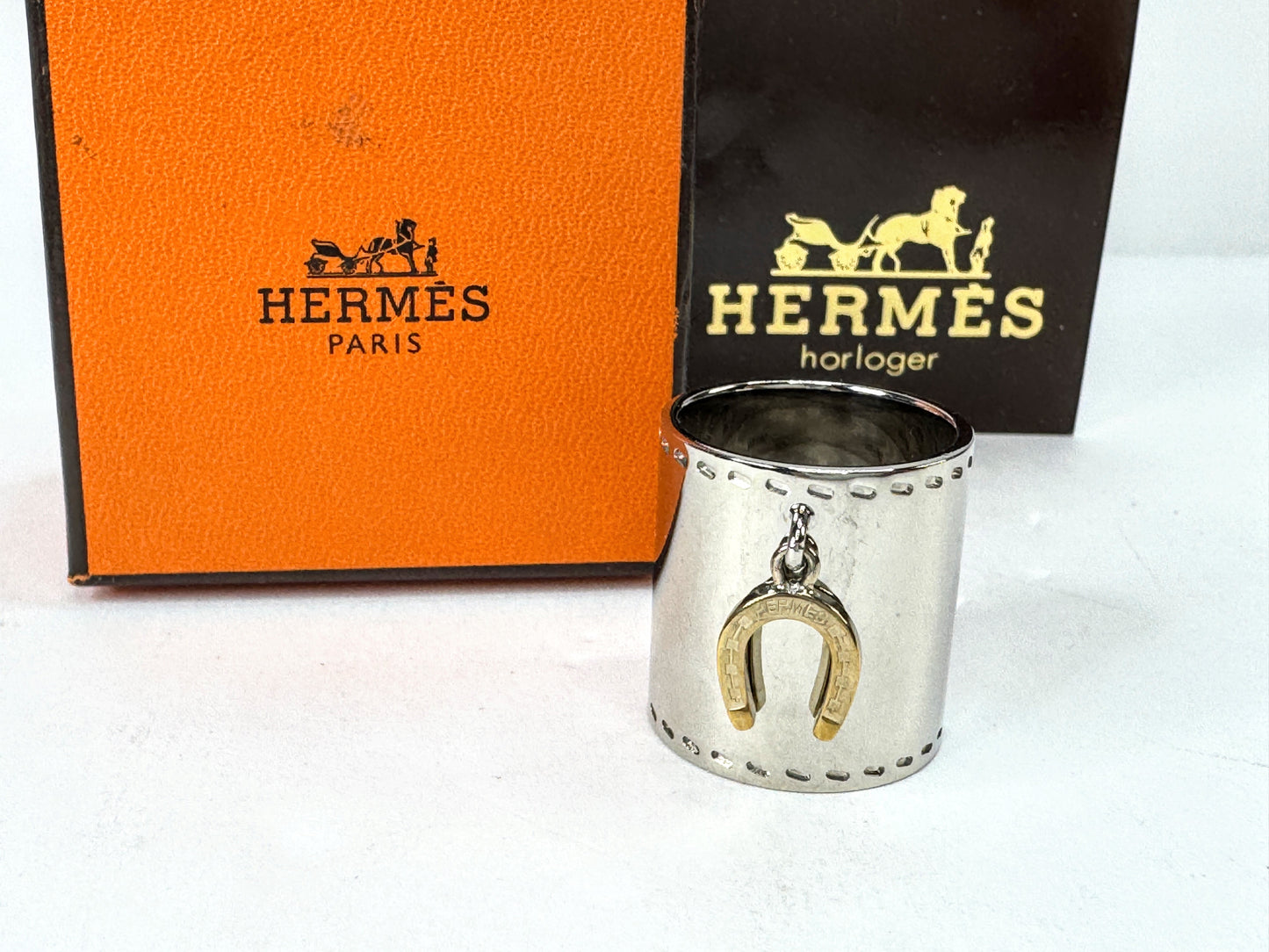Vintage Hermès Fer à Cheval Horseshoe Palladium Scarf Ring with Box GS868