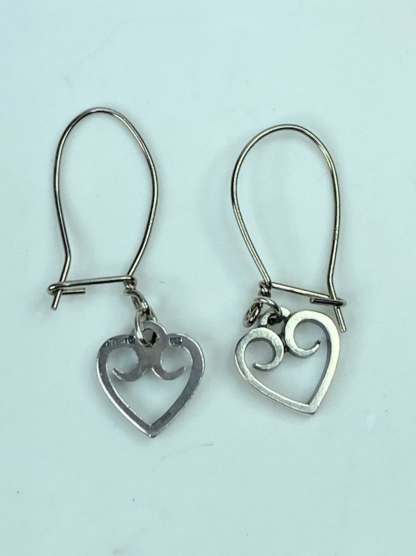 Heart Shaped James Avery Retired Dangle Earrings 925 Sterling Scrolled JR647