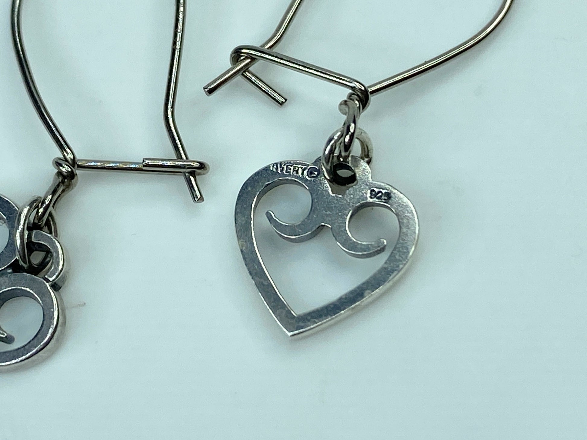 Heart Shaped James Avery Retired Dangle Earrings 925 Sterling Scrolled JR647