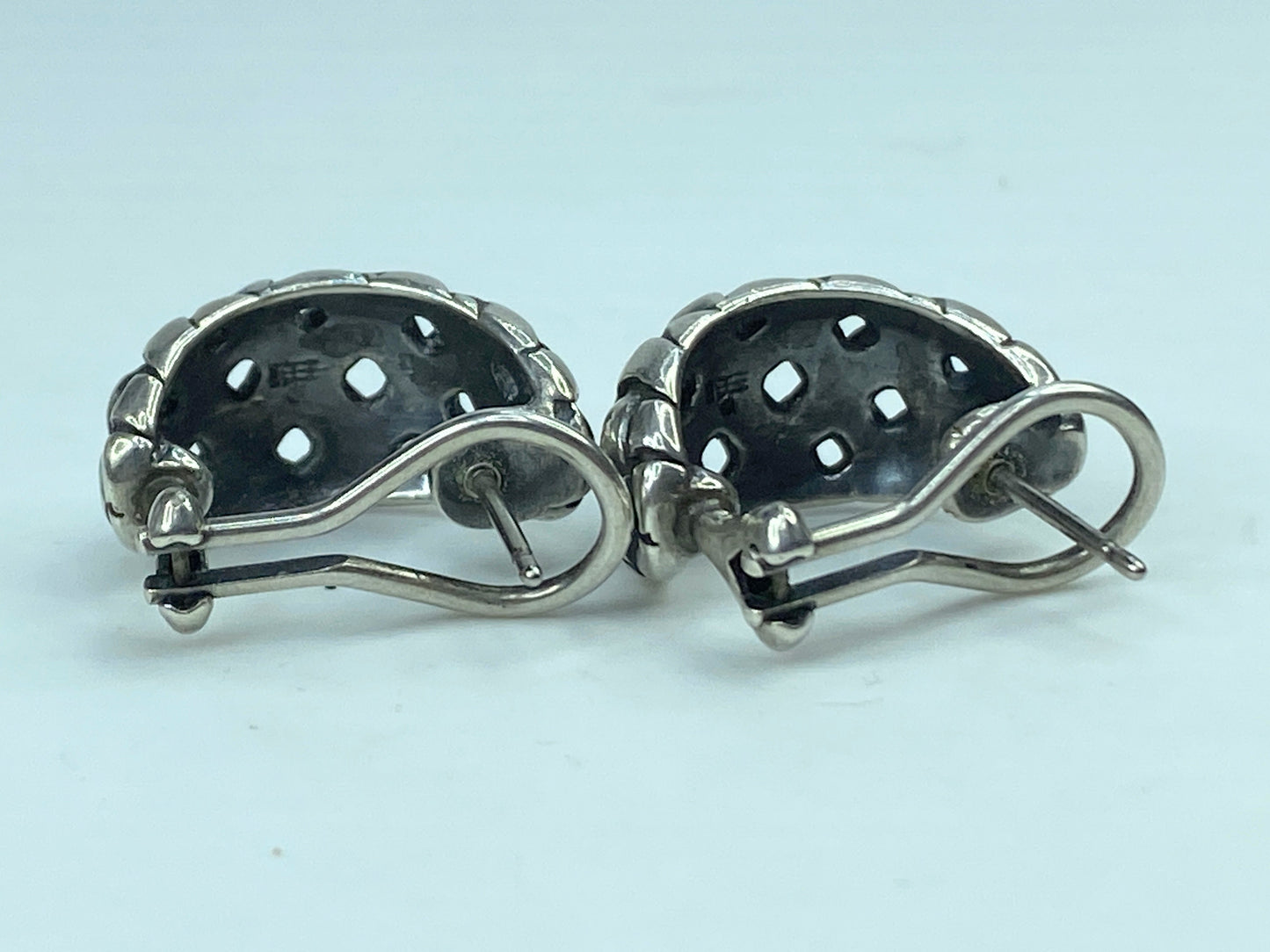 Retired James Avery French Clip Basket Weave Hoop Earrings Sterling Silver JR648