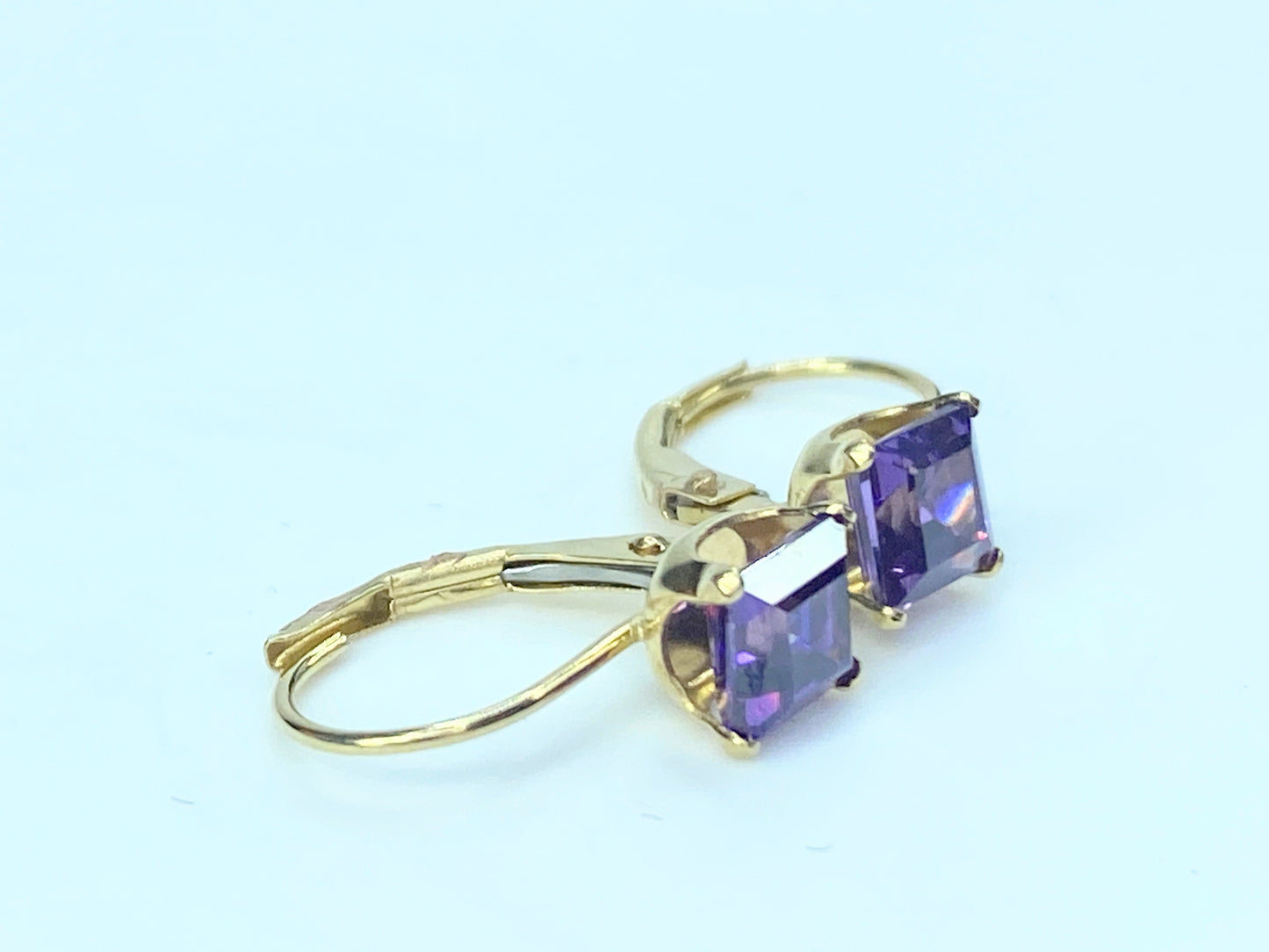 Amethyst Princess Leverback Earrings (1.5 ct. t.w.) in 14k Gold JR8984