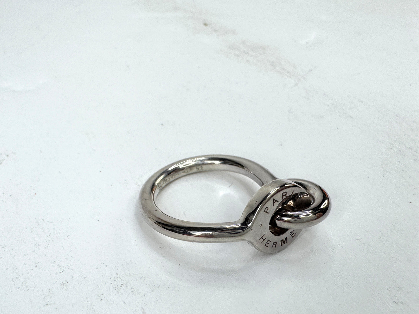 Vintage Hermès Dubbel O Silver Tone Horseshoe Charm Wide Ring with Box GS868