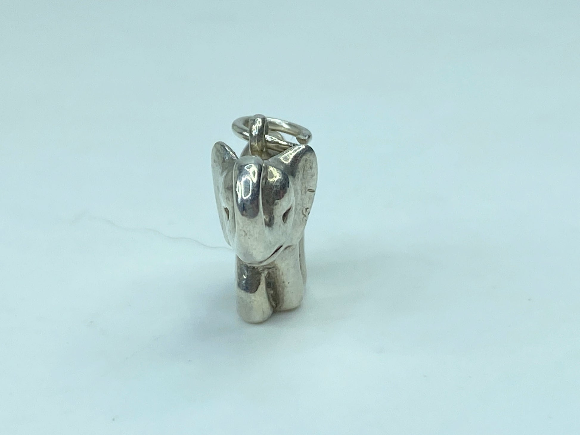James Avery Elephant Sterling Silver Pendant (Hallmark worn out) 7.9g JR650