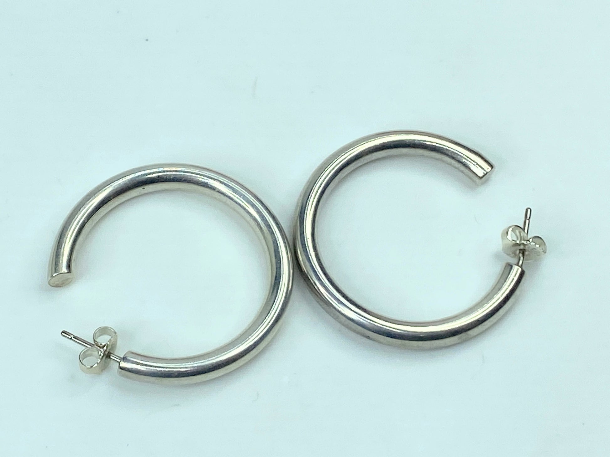 Retired James Avery Creole Hoop sterling 925 earrings 1 1/4" 8.9 grams JR651
