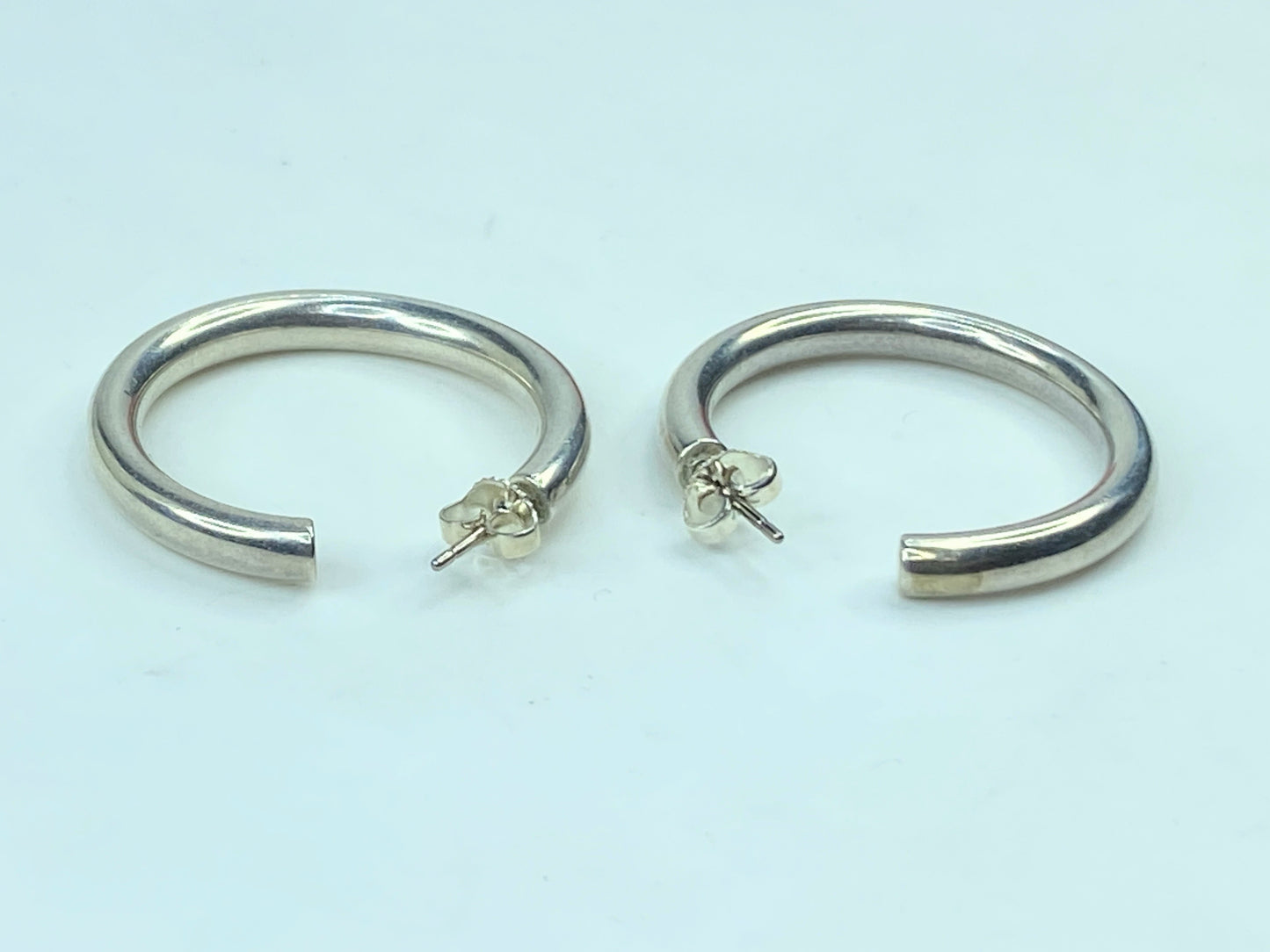 Retired James Avery Creole Hoop sterling 925 earrings 1 1/4" 8.9 grams JR651