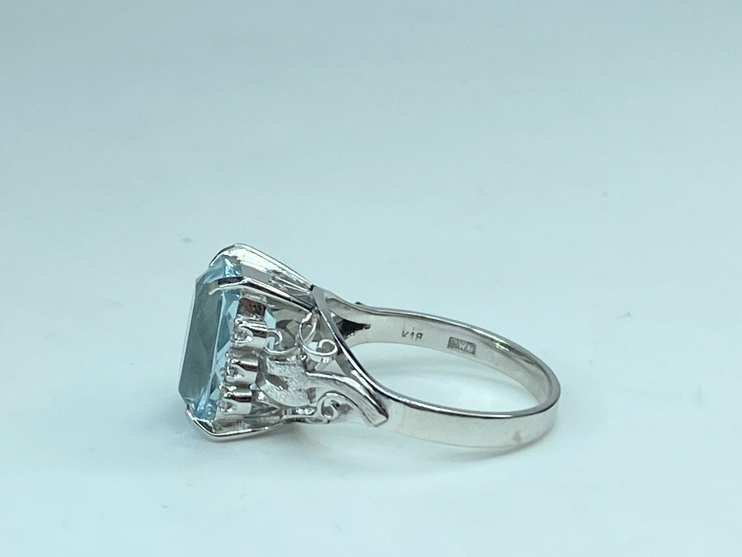 Vintage 1960's 5.88ct Cushion Cut Aquamarine Ring with Diamonds in 18K JR604