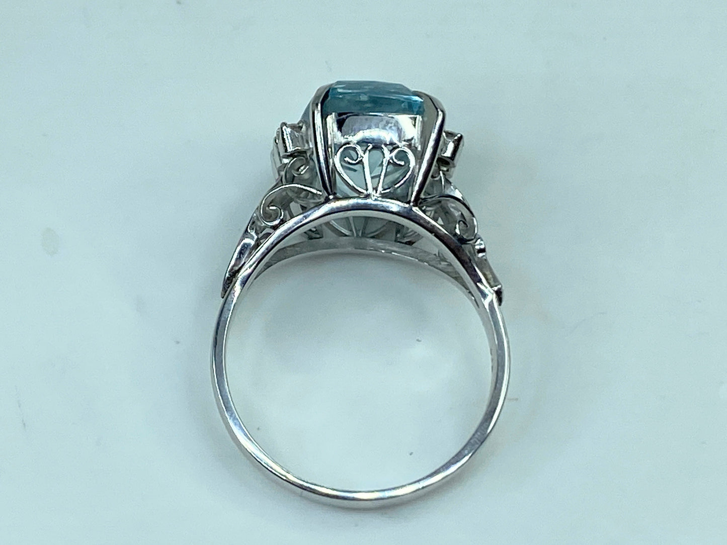 Vintage 1960's 5.88ct Cushion Cut Aquamarine Ring with Diamonds in 18K JR604