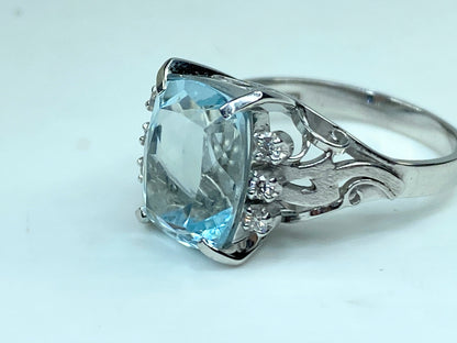 Vintage 1960's 5.88ct Cushion Cut Aquamarine Ring with Diamonds in 18K JR604