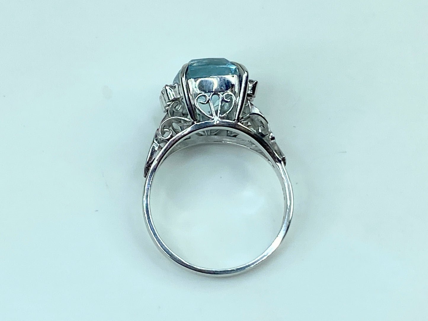 Vintage 1960's 5.88ct Cushion Cut Aquamarine Ring with Diamonds in 18K JR604