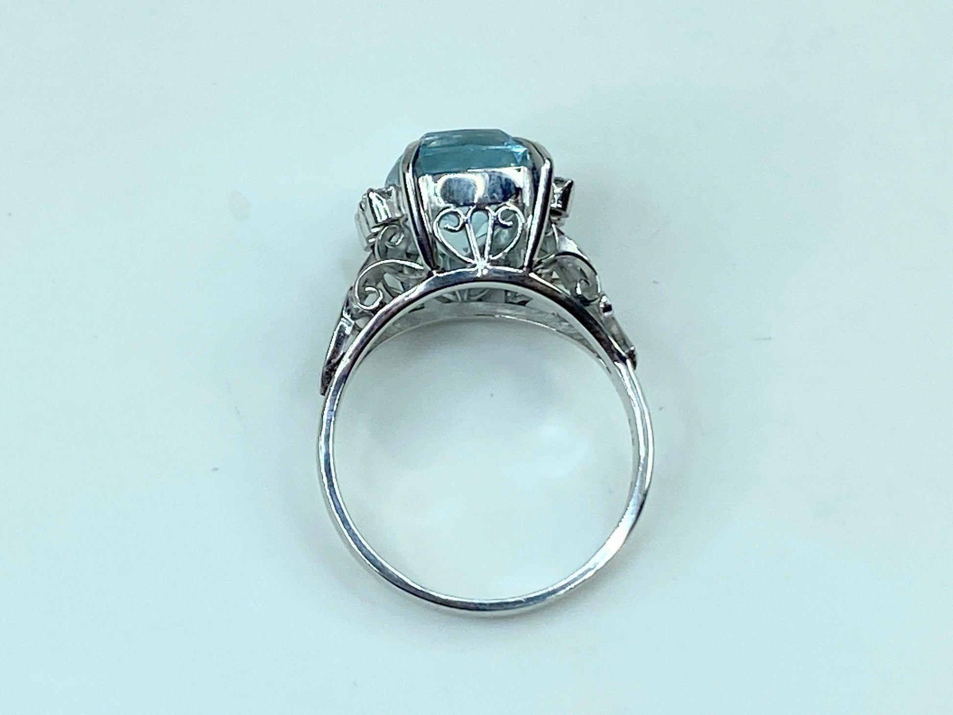 Vintage 1960's 5.88ct Cushion Cut Aquamarine Ring with Diamonds in 18K JR604