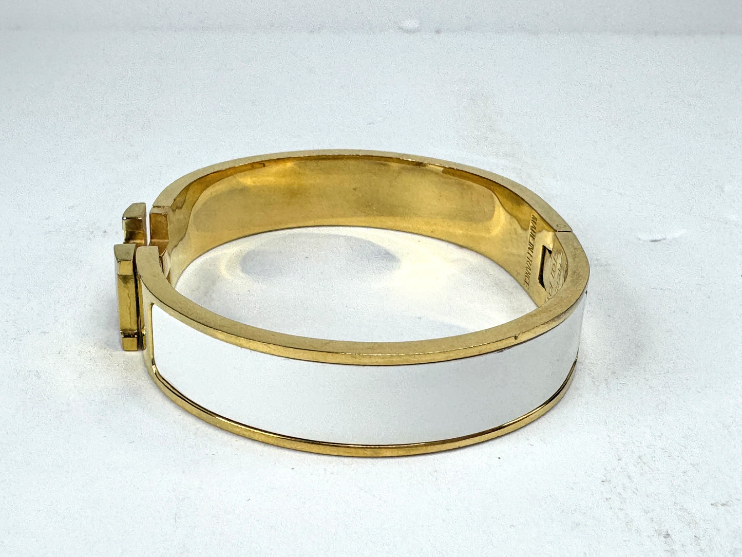 Vintage Hermès Clic H White Enamel Gold Plated Bangle Bracelet GM France GS877