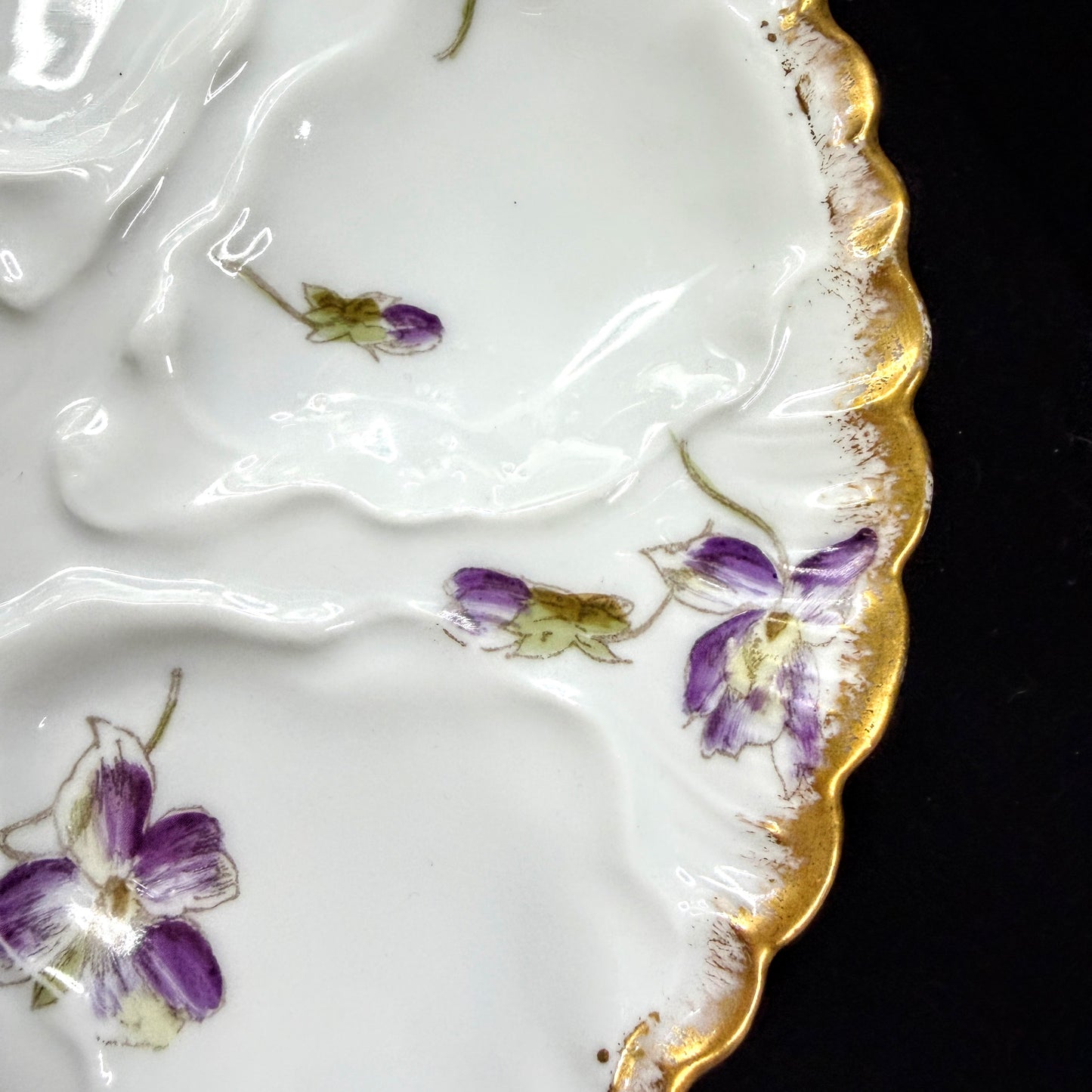 Antique GDA Limoges France Purple Violet Floral Scalloped Oyster Plate A1139