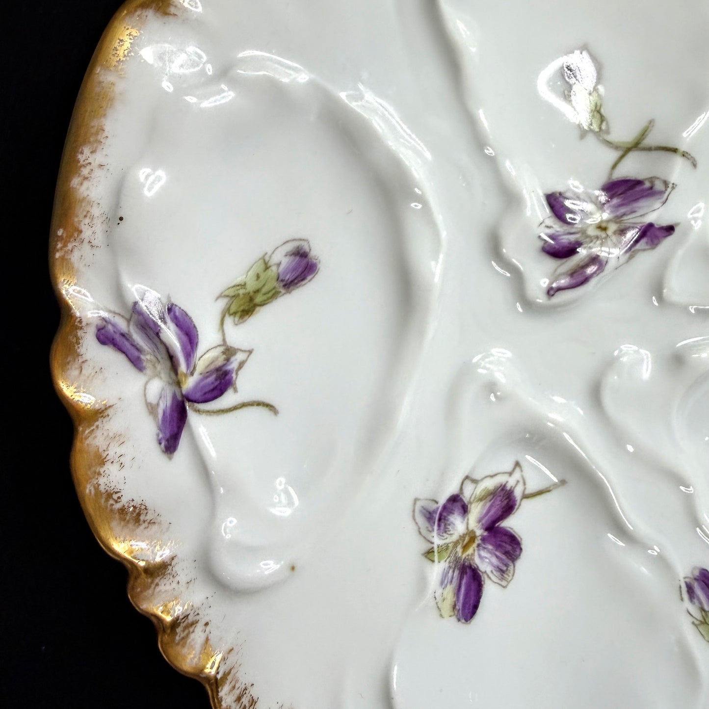 Antique GDA Limoges France Purple Violet Floral Scalloped Oyster Plate A1139