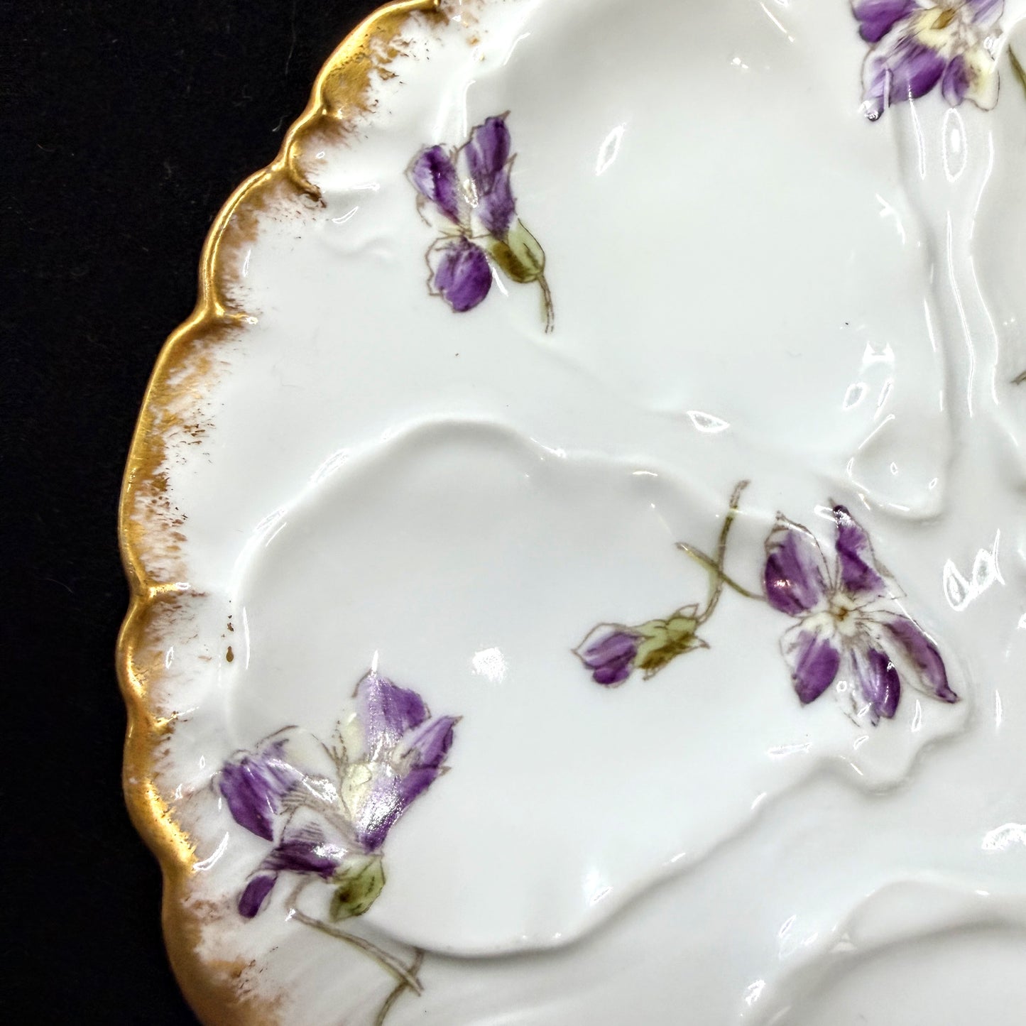 Antique GDA Limoges France Purple Violet Floral Scalloped Oyster Plate A1139