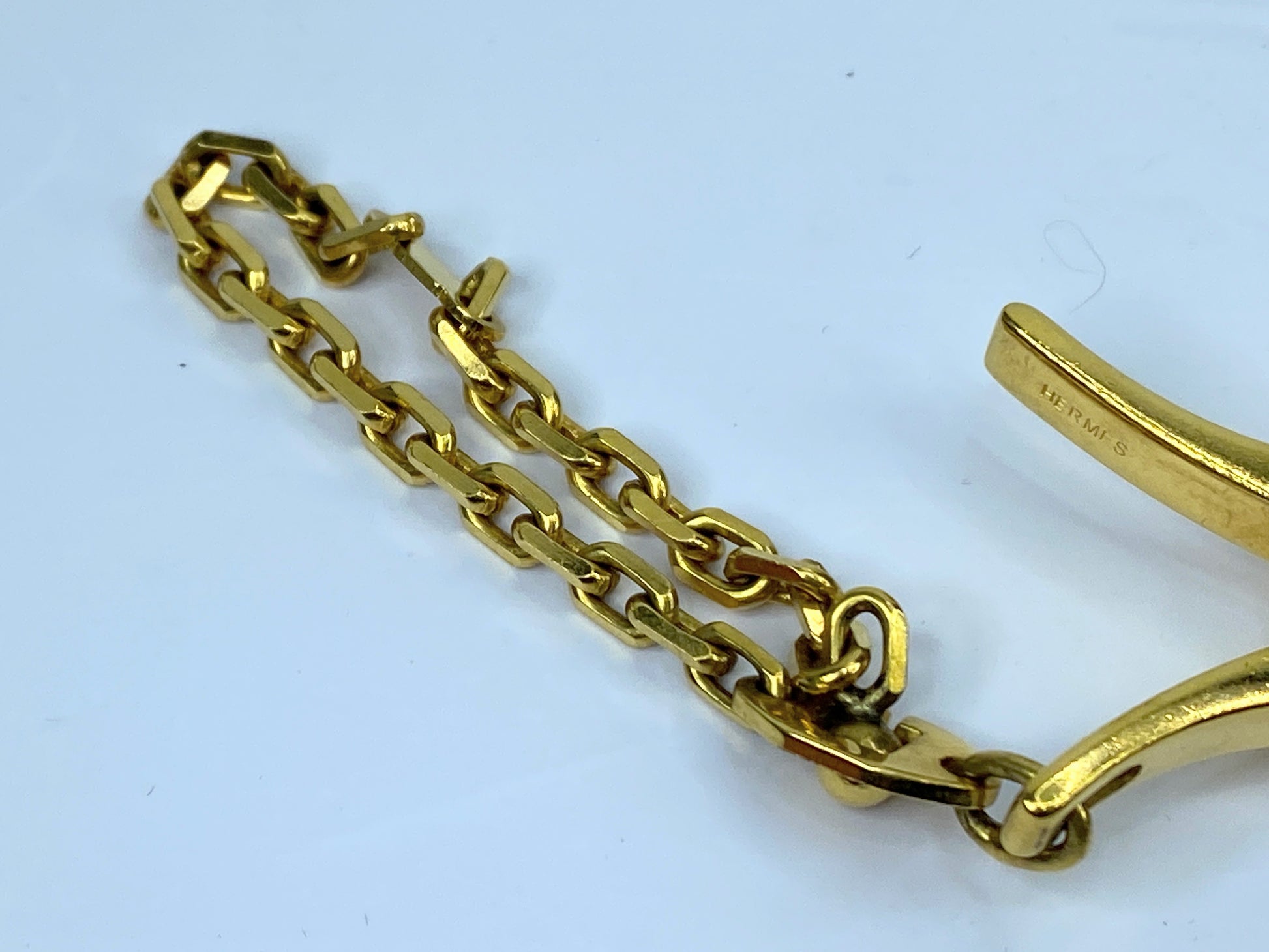 Hermes Filloux Gold Plated Glove Holder for Women 3cm x 6cm box GS479
