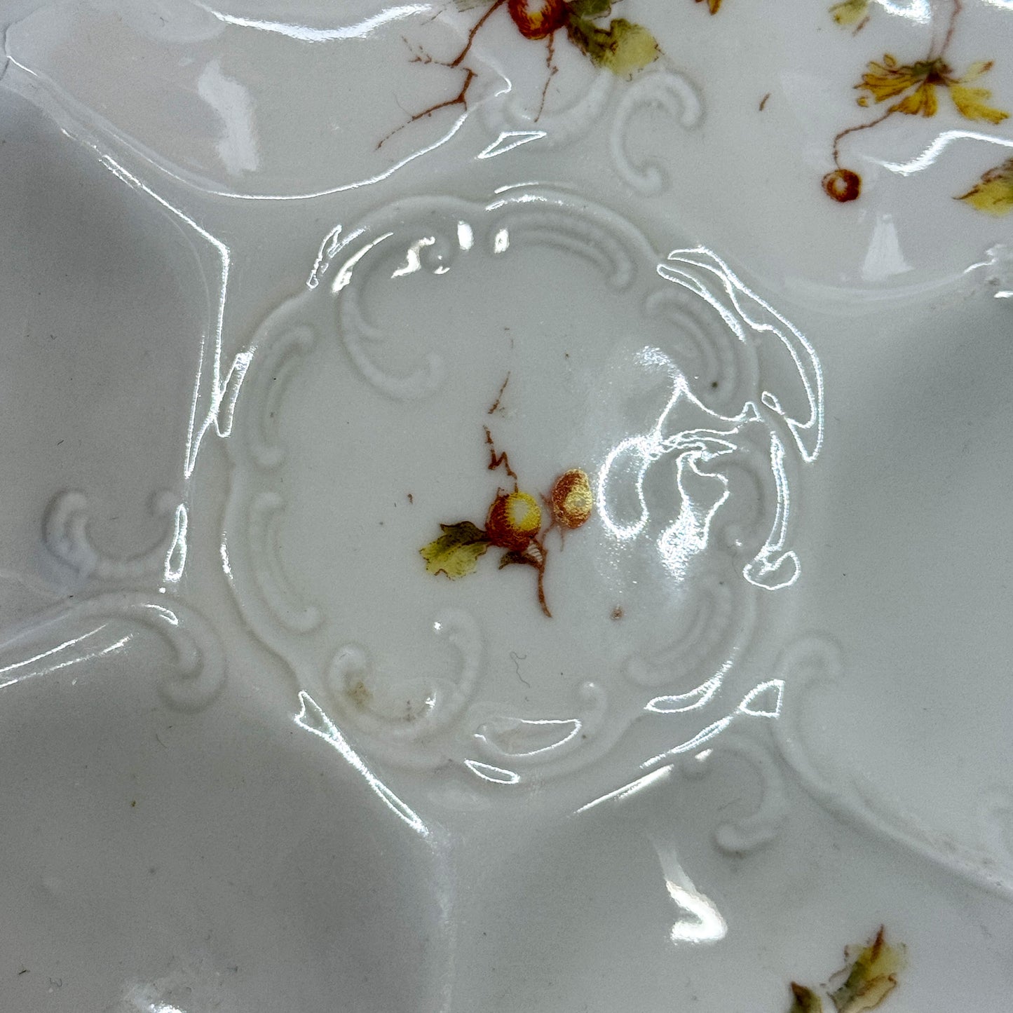 Antique Weimar Germany Fine Porcelain 5-Well Berry Oyster Plate Gold Trim A1164