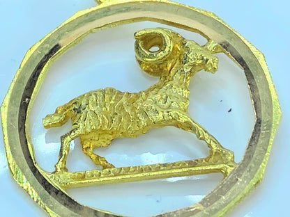 18K yellow gold Zodiac sign ARIES round charm pendant