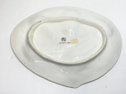 Antique UPW Oyster Plate with Deep Seaweed Motif, Classic Elegance A719