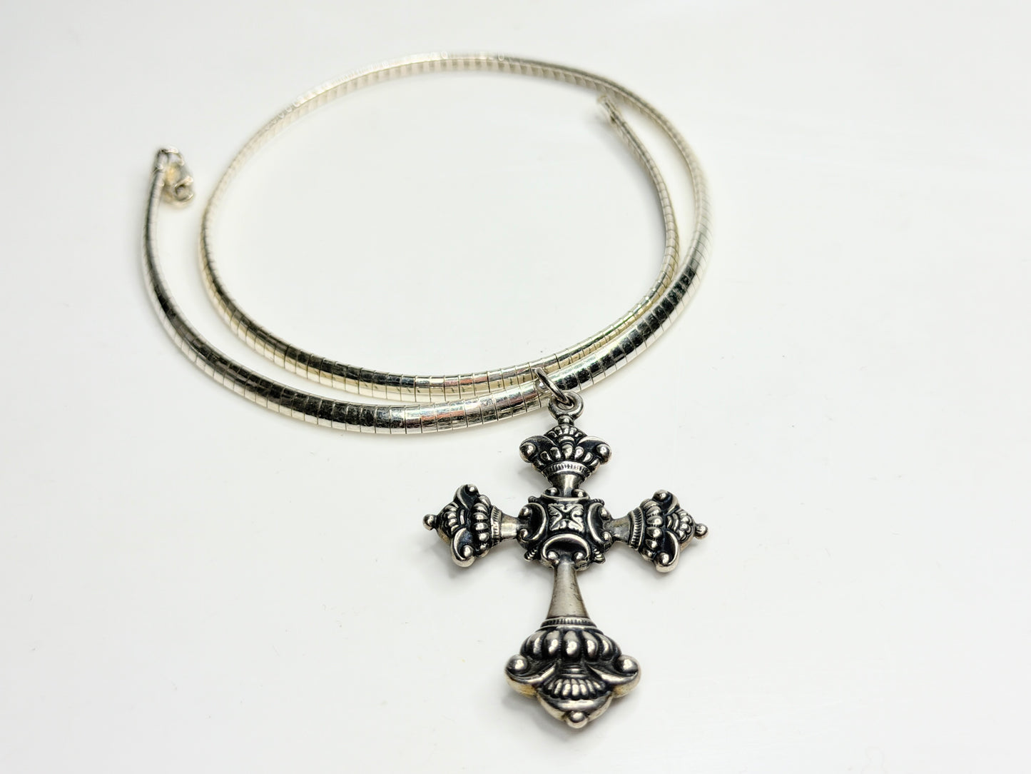 Sterling European Cross Pendant Heavy Snake Necklace 925 Silver JR1245