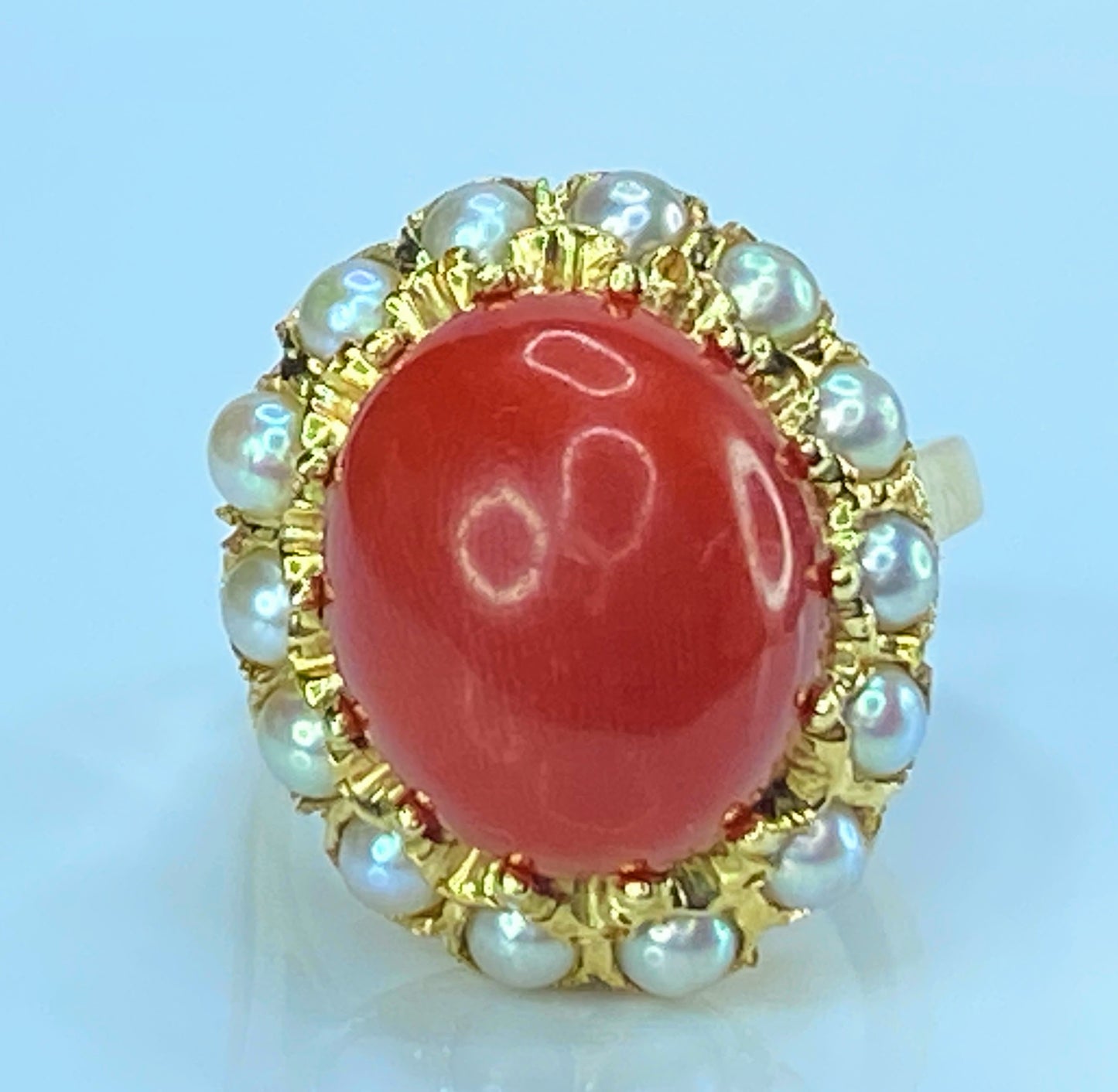 Art Deco 18K gold Coral Cabochon cultured seed Pearl ring