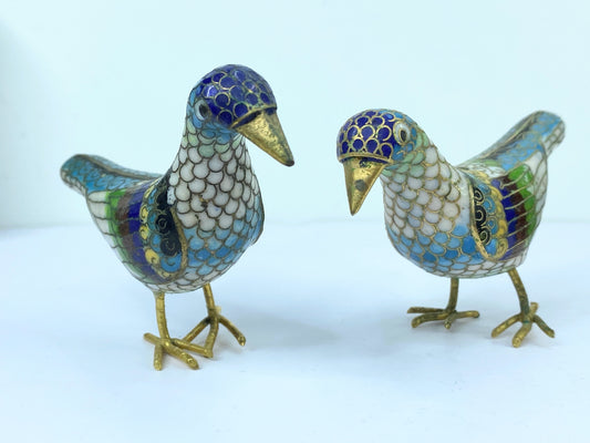 Pair of Chinese cloisonne bird ornaments 3 1/8" x 2 1/4" 67.5g A317