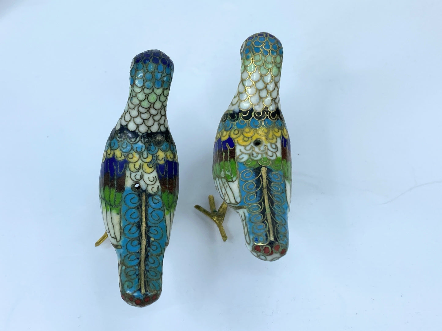Pair of Chinese cloisonne bird ornaments 3 1/8" x 2 1/4" 67.5g A317