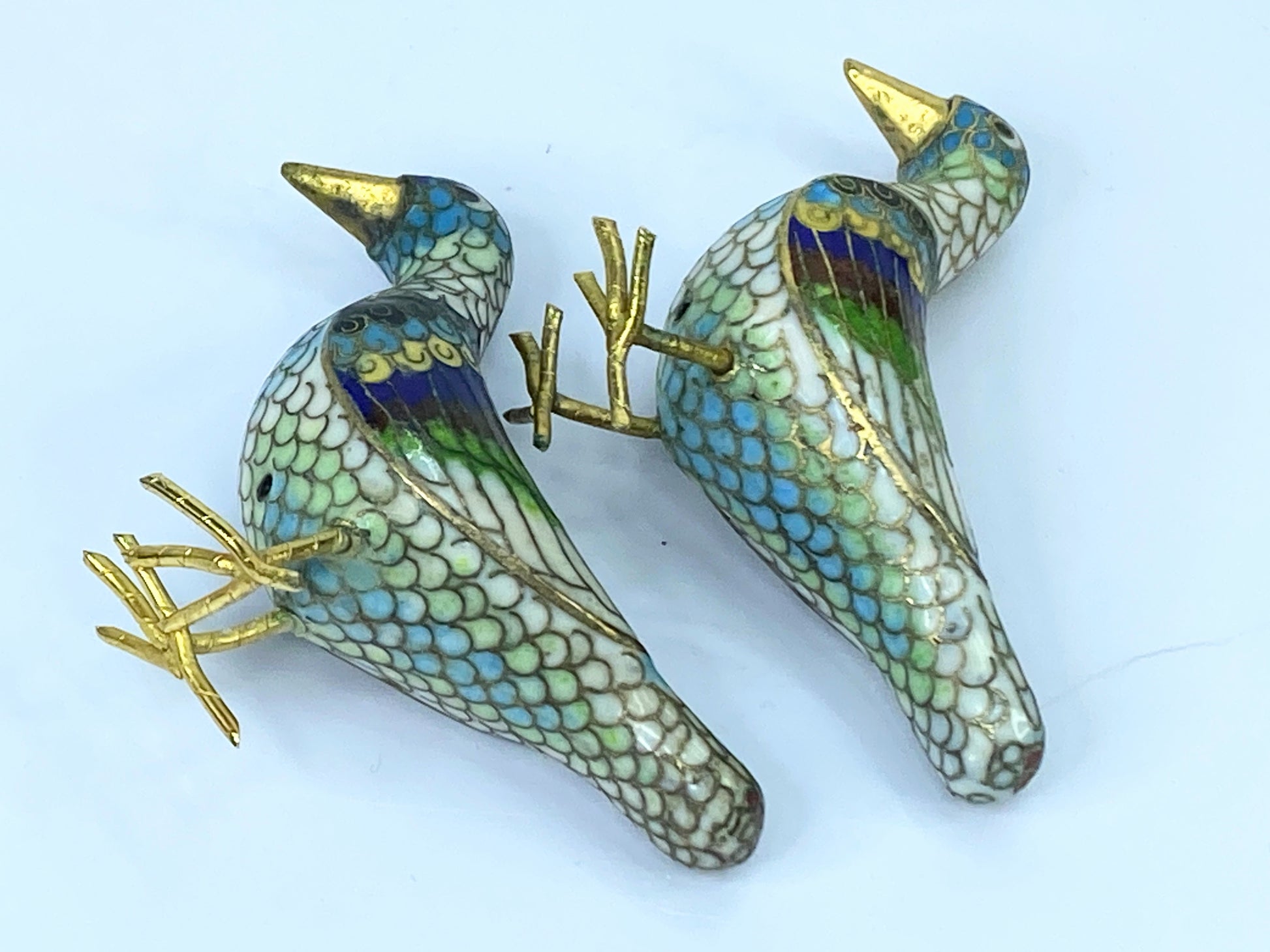 Pair of Chinese cloisonne bird ornaments 3 1/8" x 2 1/4" 67.5g A317