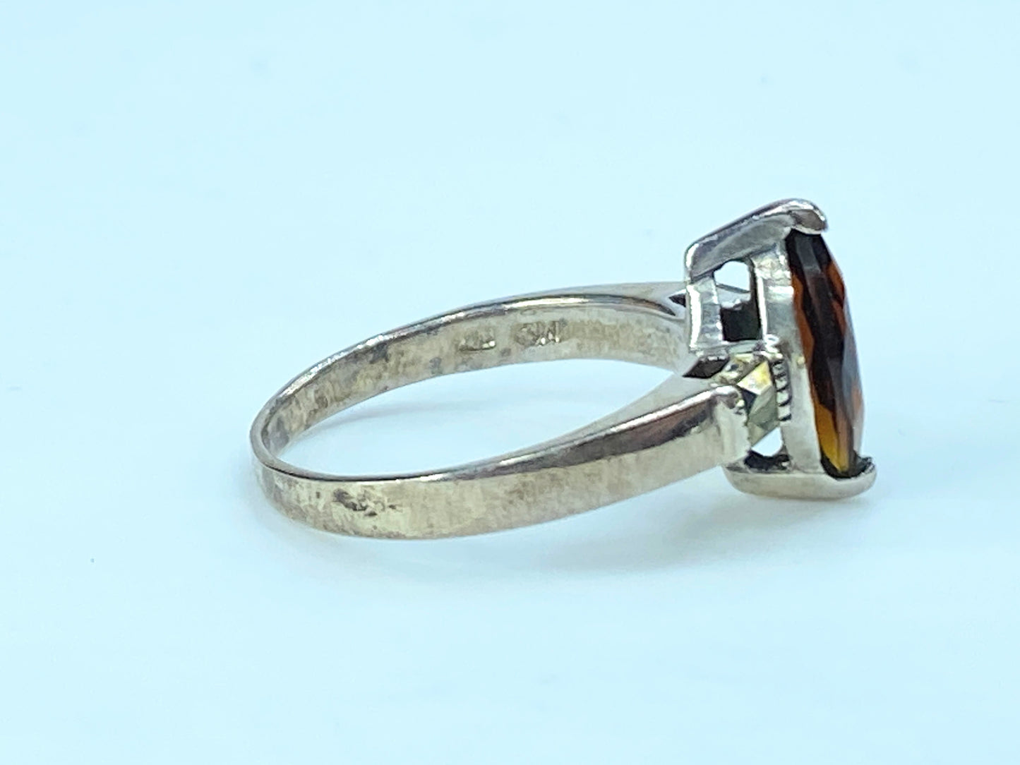 Sterling Silver marquise Garnet ring 3.2g s6.5 JR8923