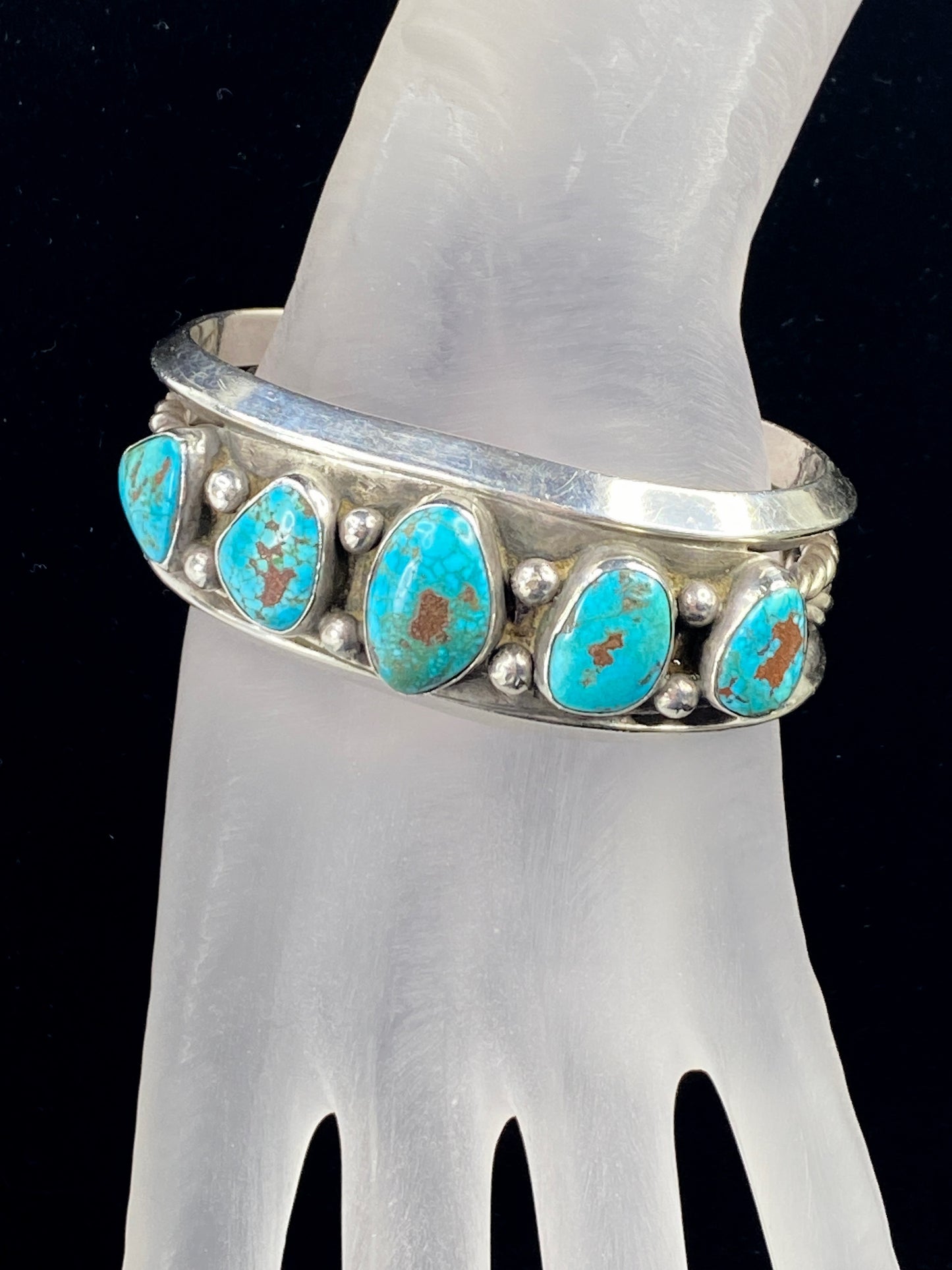 Signed Navajo Bisbee Turquoise Row Sterling Cuff 95.4g s6.25 JR8926