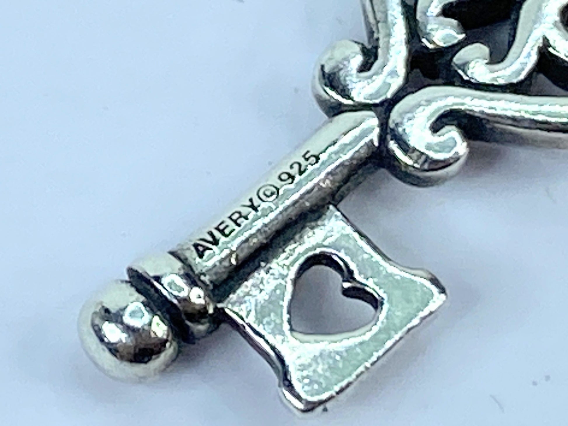 James Avery Scroll Key To My Heart Charm Pendant Sterling Silver w/box JR659