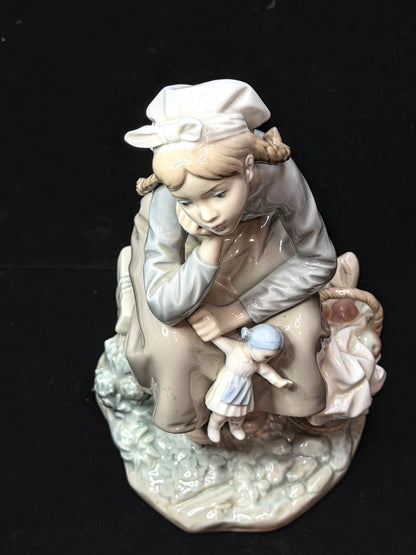 Vintage Lladró Daydreaming Girl with Doll and Basket Porcelain Figurine A1152
