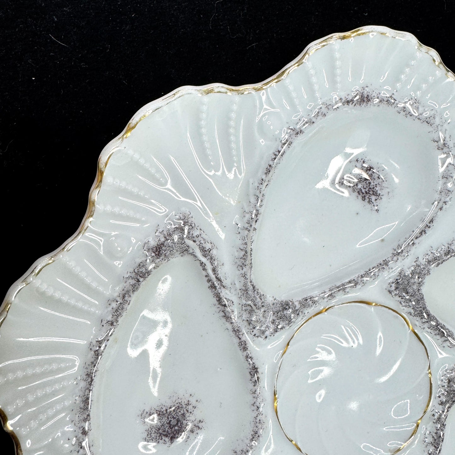 Antique Porcelain Oyster Plate 5 Well Silver Gray Gilt Gold Scalloped Rim A1175