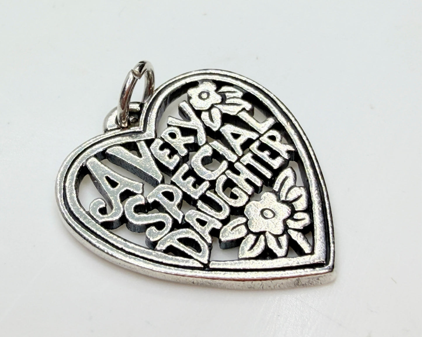 Vintage sterling silver heart pendant Avery special daughter openwork JR1255