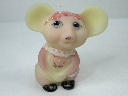 Vintage Fenton Burmese Glass Mouse Nancy Fenton Signed Uranium Glow A1181
