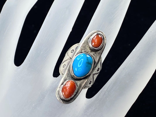 Coral, Turquoise & Sterling Silver Ring Old pawn ring JR9024