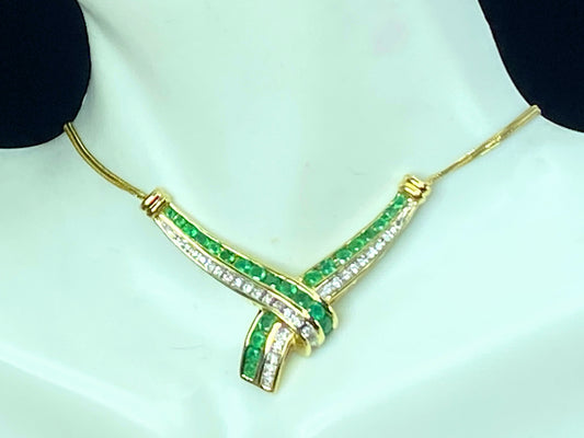 Italy 14K 1.77ct Diamond Emerald Chevron Statement necklace