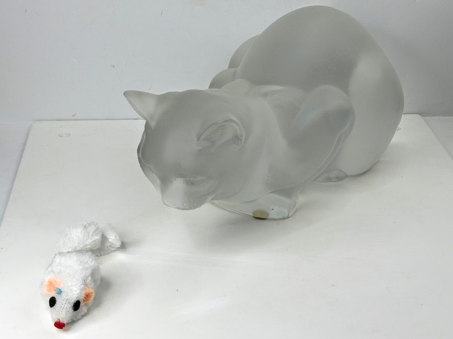 Vintage Lalique France Chat Couché Frosted Crystal Crouching Cat Sculpture A1158