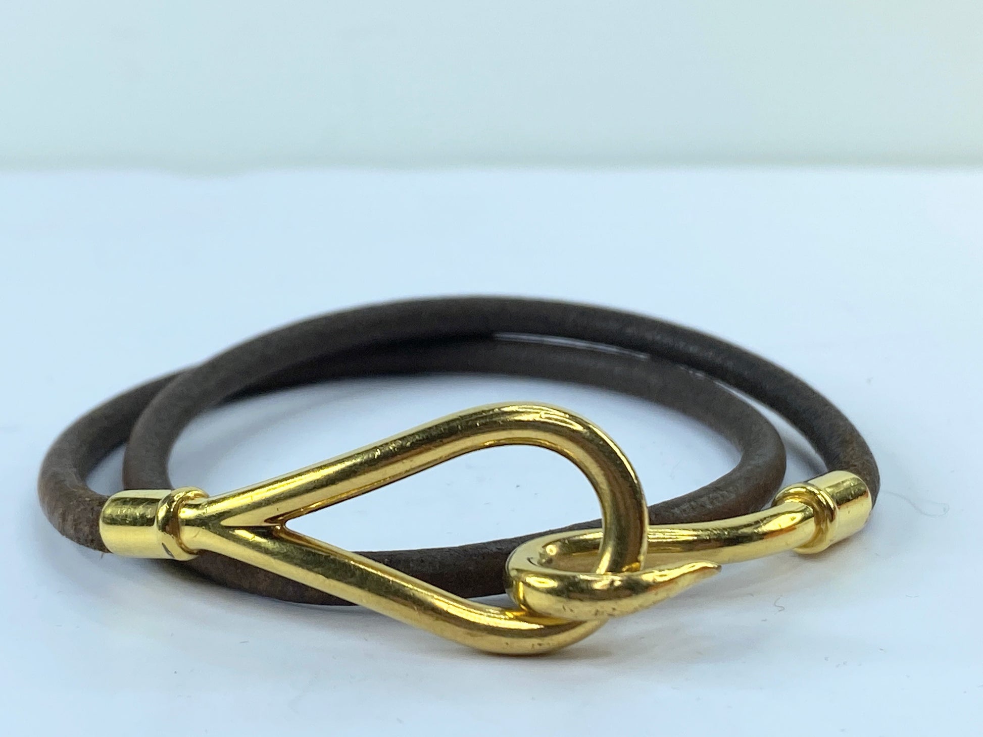 Hermès Jumbo Hook Double Tour Leather Bracelet in box authentic GS484