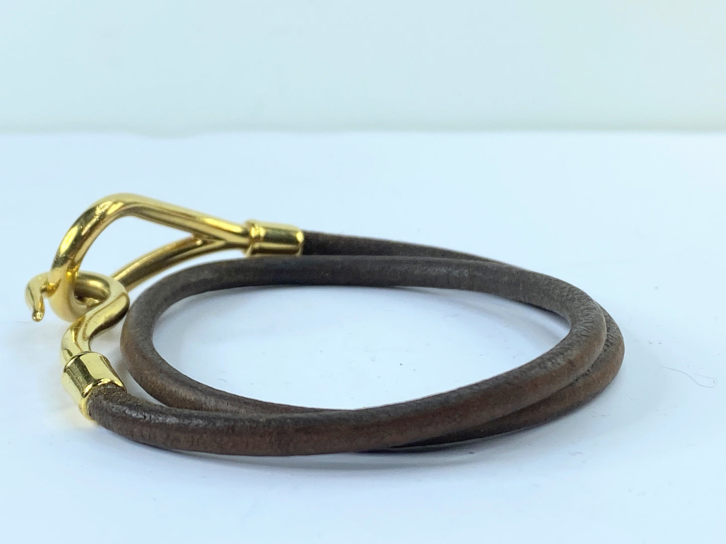Hermès Jumbo Hook Double Tour Leather Bracelet in box authentic GS484