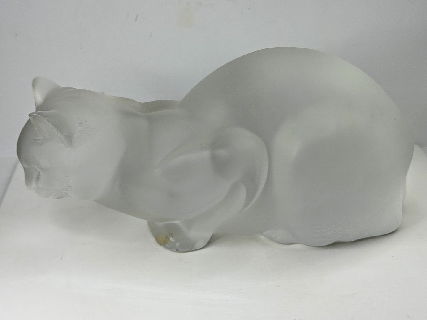 Vintage Lalique France Chat Couché Frosted Crystal Crouching Cat Sculpture A1158