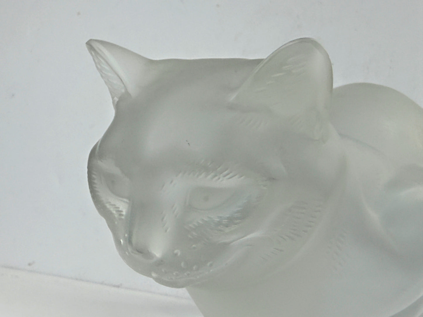 Vintage Lalique France Chat Couché Frosted Crystal Crouching Cat Sculpture A1158