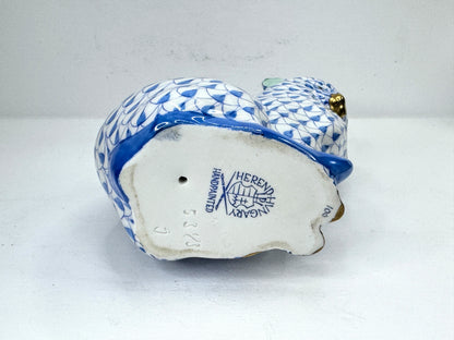 Vintage Herend Blue Fishnet Sitting Cat 24K Gold Hand Painted Hungary A1183